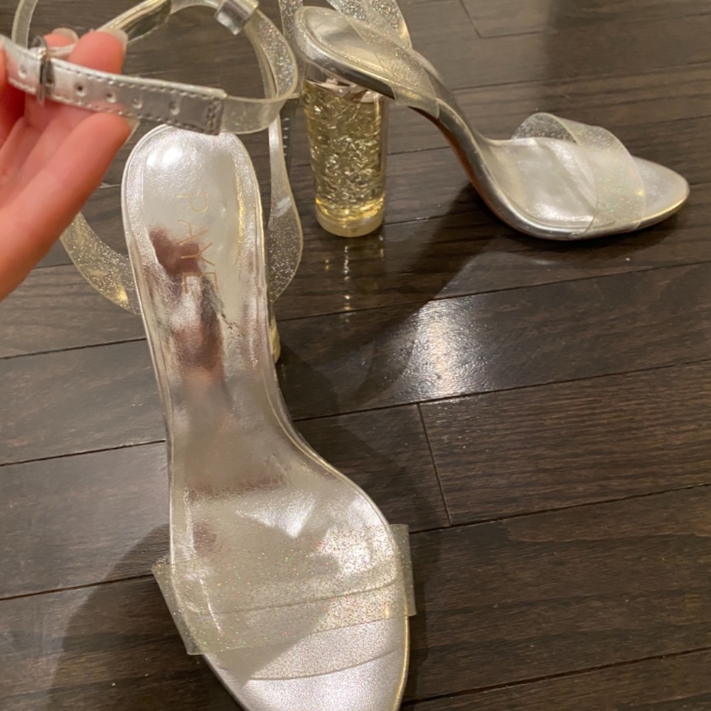 Raye Sammy Heel In Metallic Silver - Picture 6 of 7